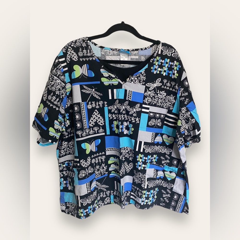 Scrub top
